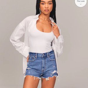 Abercrombie & Fitch High Rise Mom Jean Short Distressed